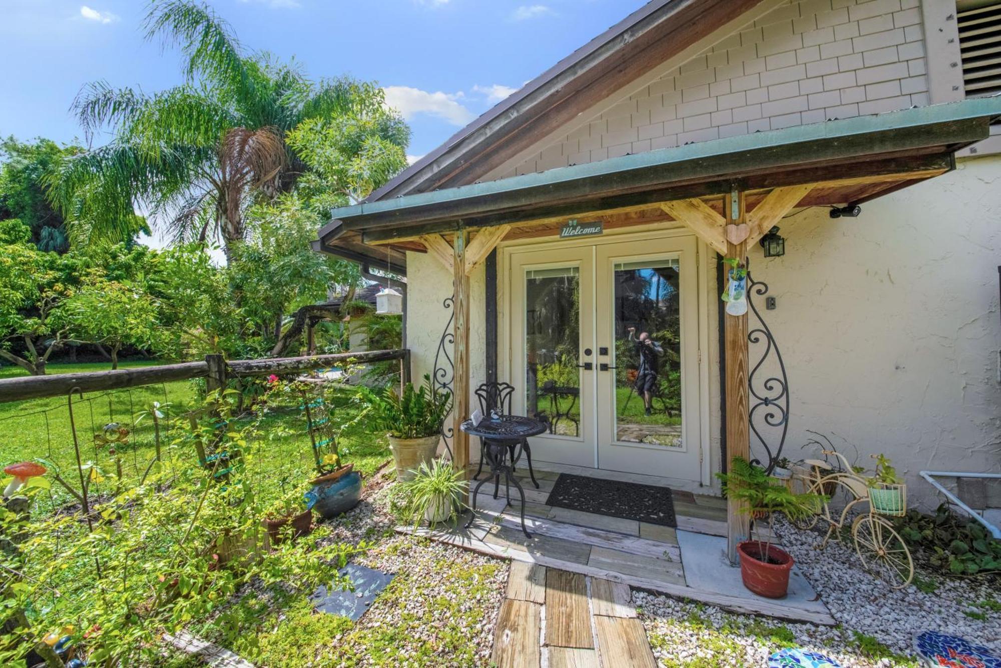 Bed and Breakfast La Quiete Cove For One Lake Worth Beach Exterior foto